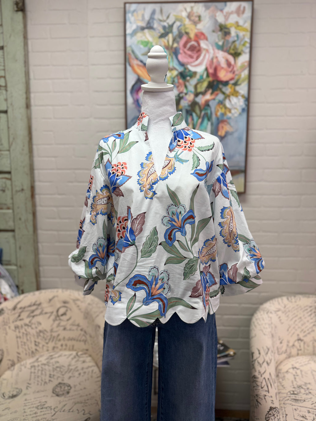Off-White Floral 3/4 Sleeve Blouse
