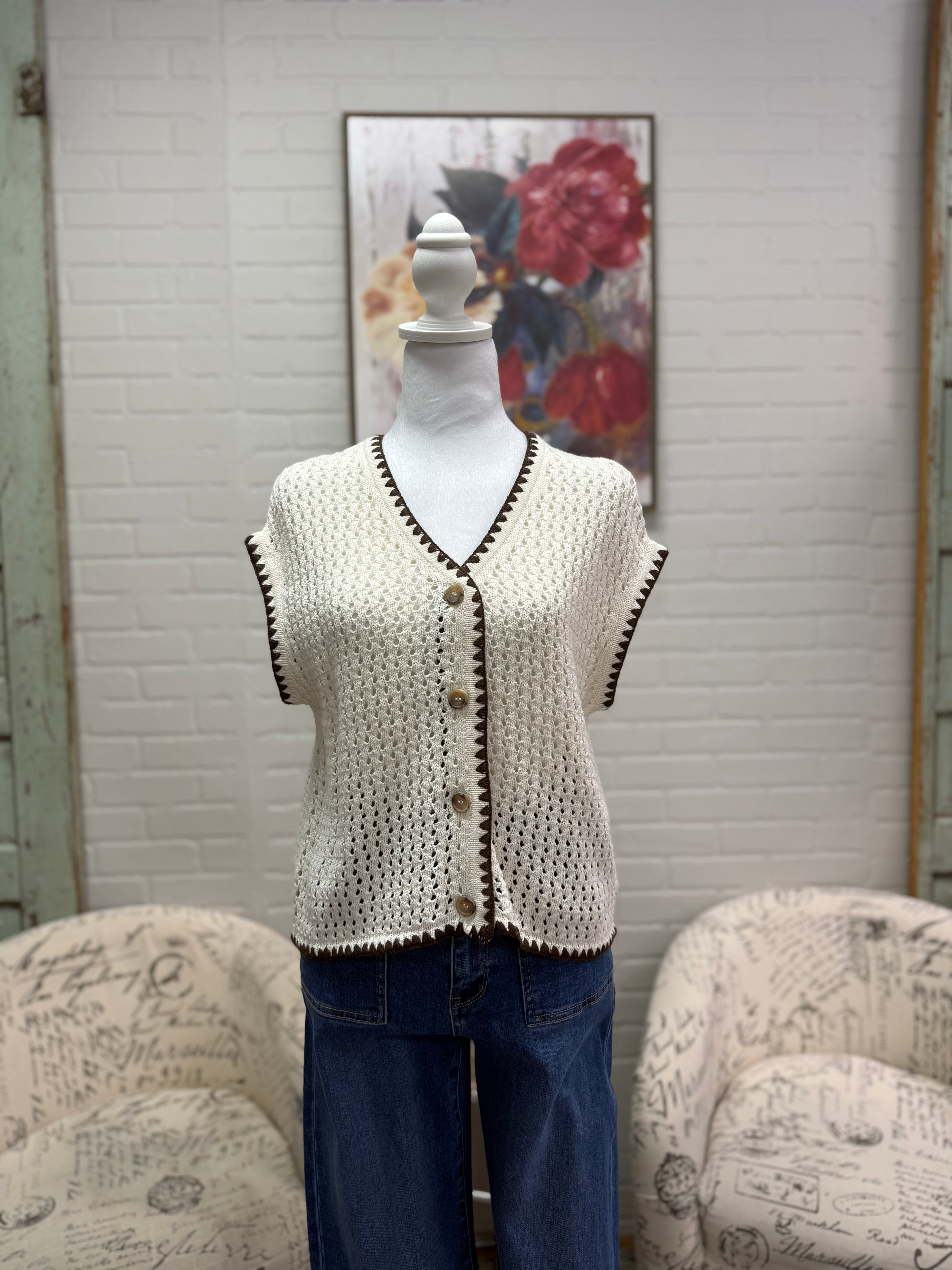 Cream Contrast Trim Sleeveless Cardigan