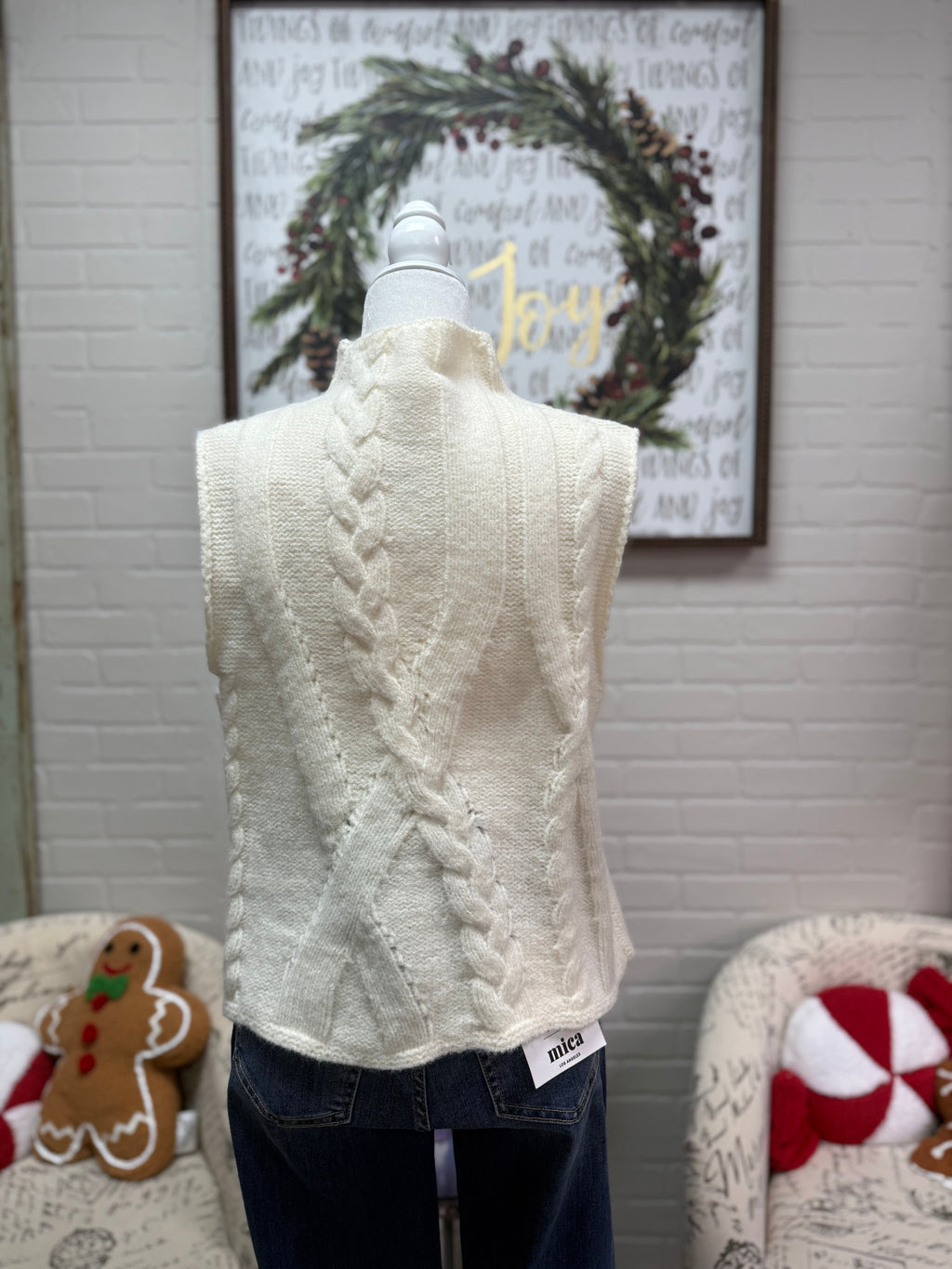 Oatmeal Cable Sleeveless Sweater