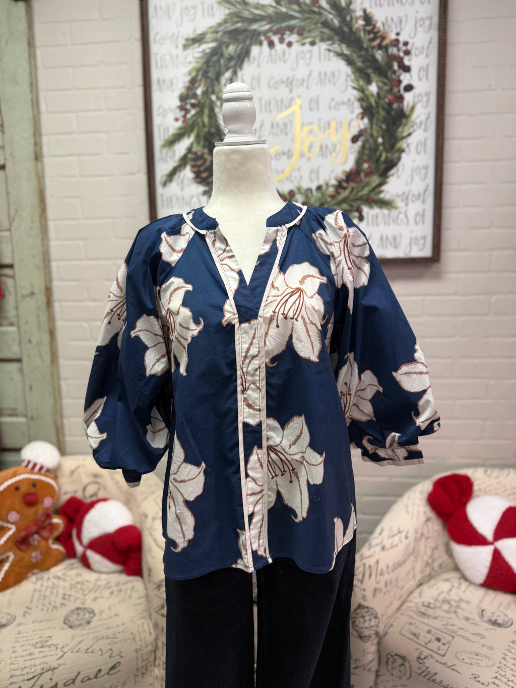 Navy Floral 3/4 Sleeve Top