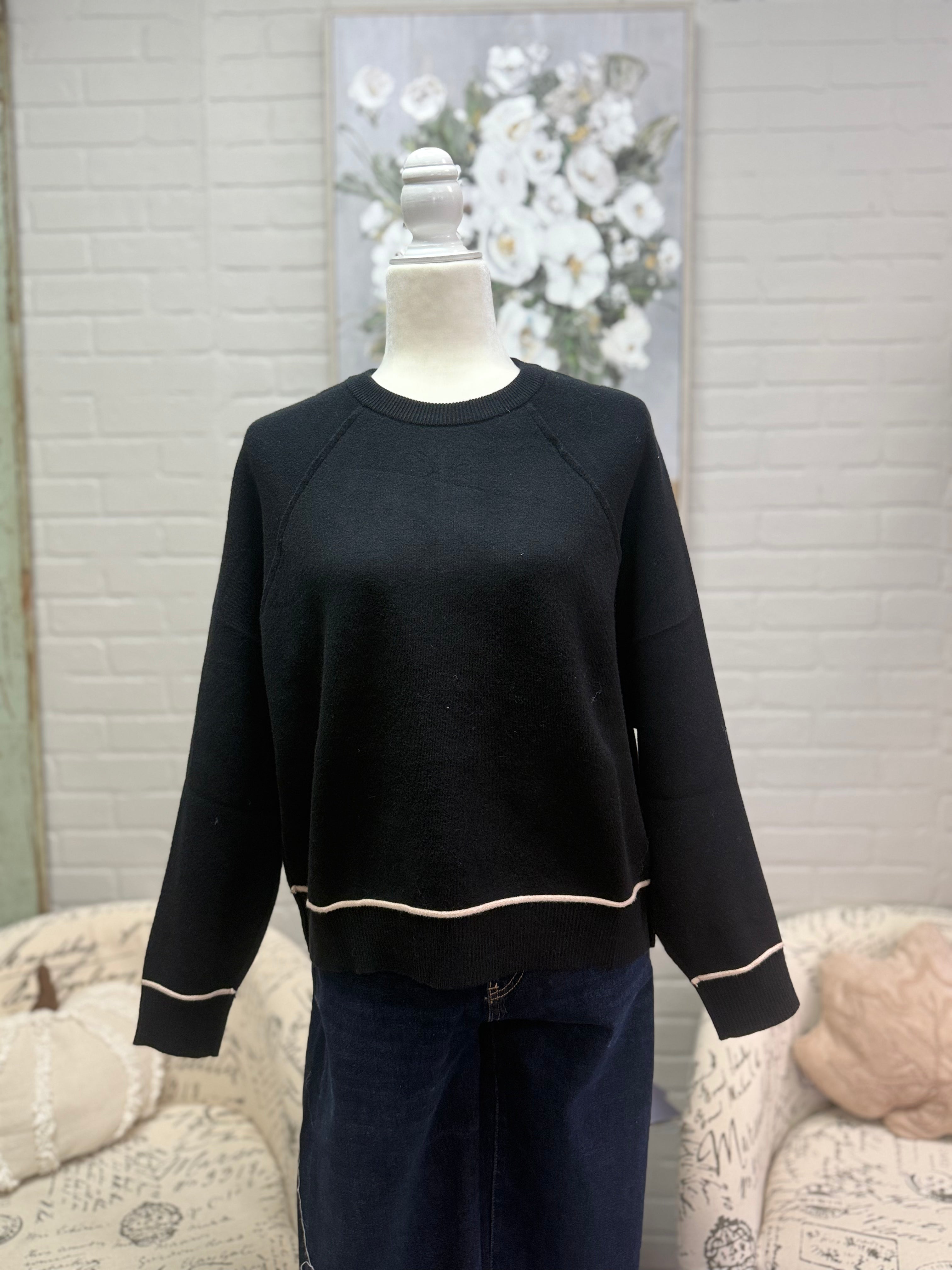 Black Contrast Pullover Sweater