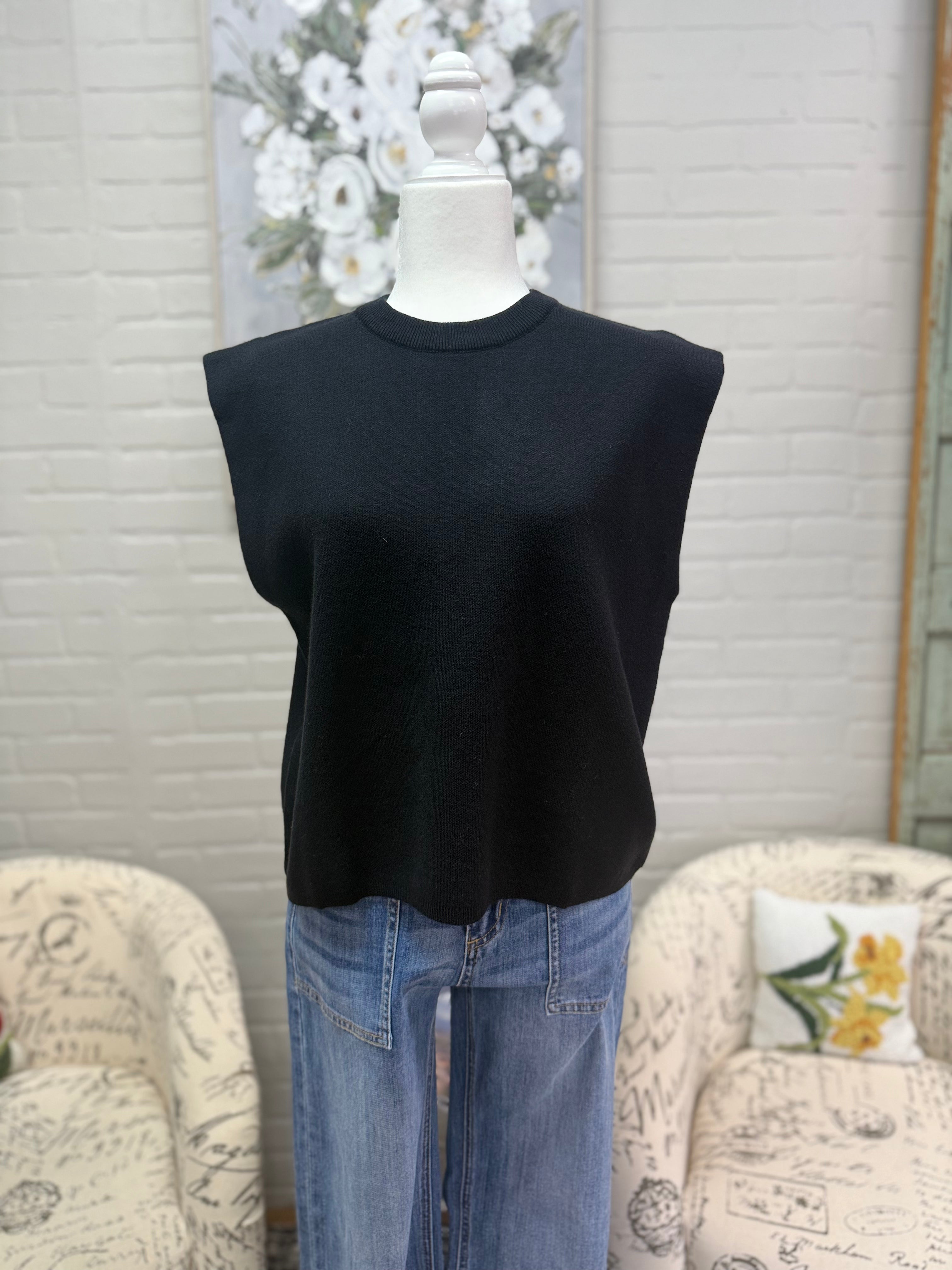 Crewneck Sleeveless Sweater