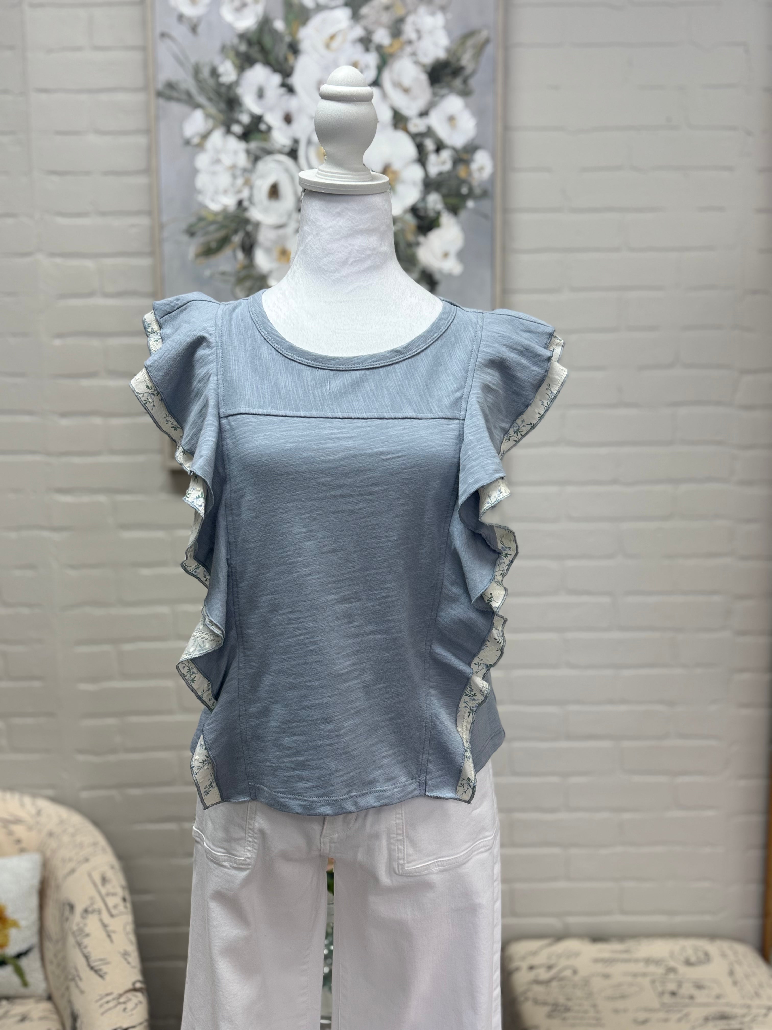 Ditsy Floral Ruffle Top