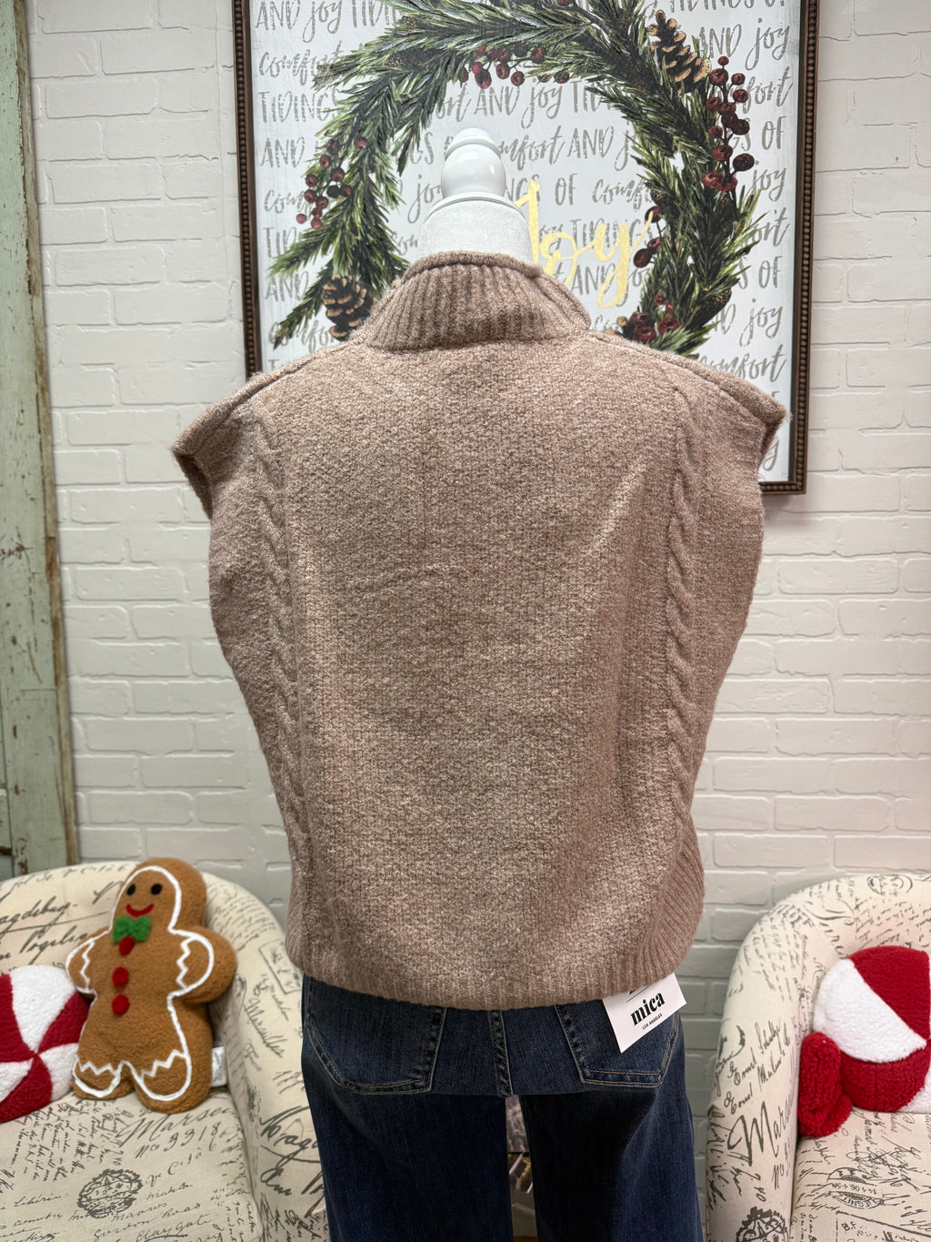 Oatmeal Cable Sleeveless Sweater