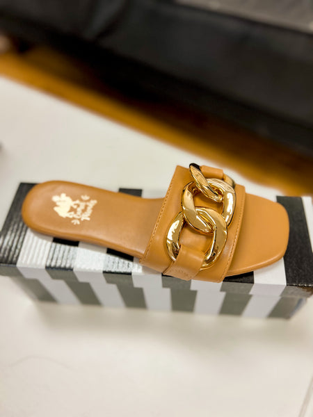Nude Sandal with Gold Chain